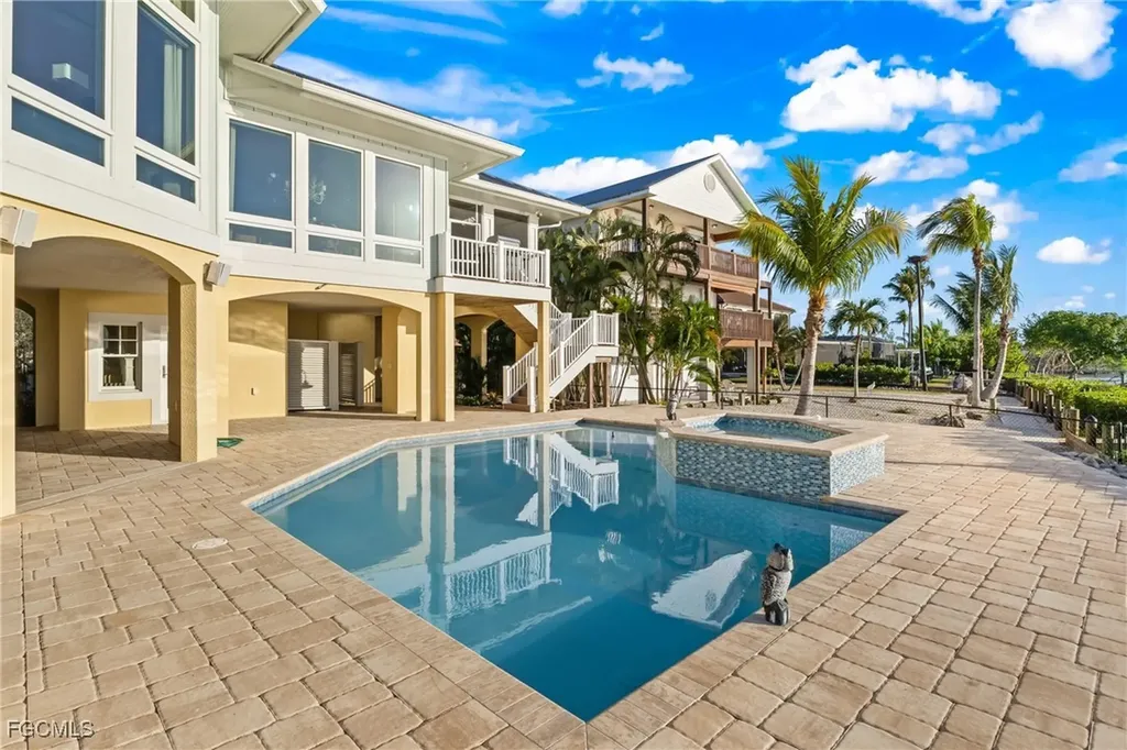 12271 Shoreview Drive Matlacha FL 33993