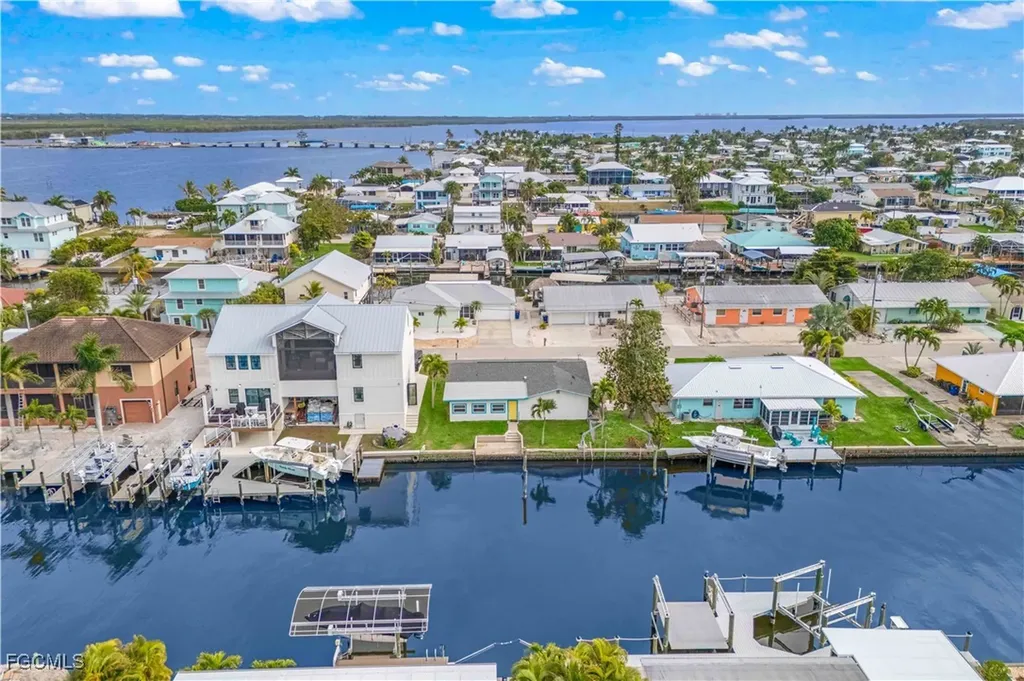2742 Bruce Street Matlacha FL 33993