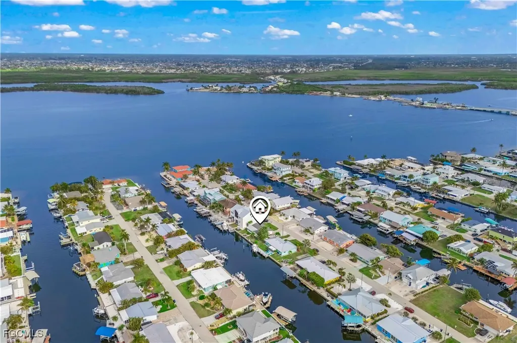 2742 Bruce Street Matlacha FL 33993