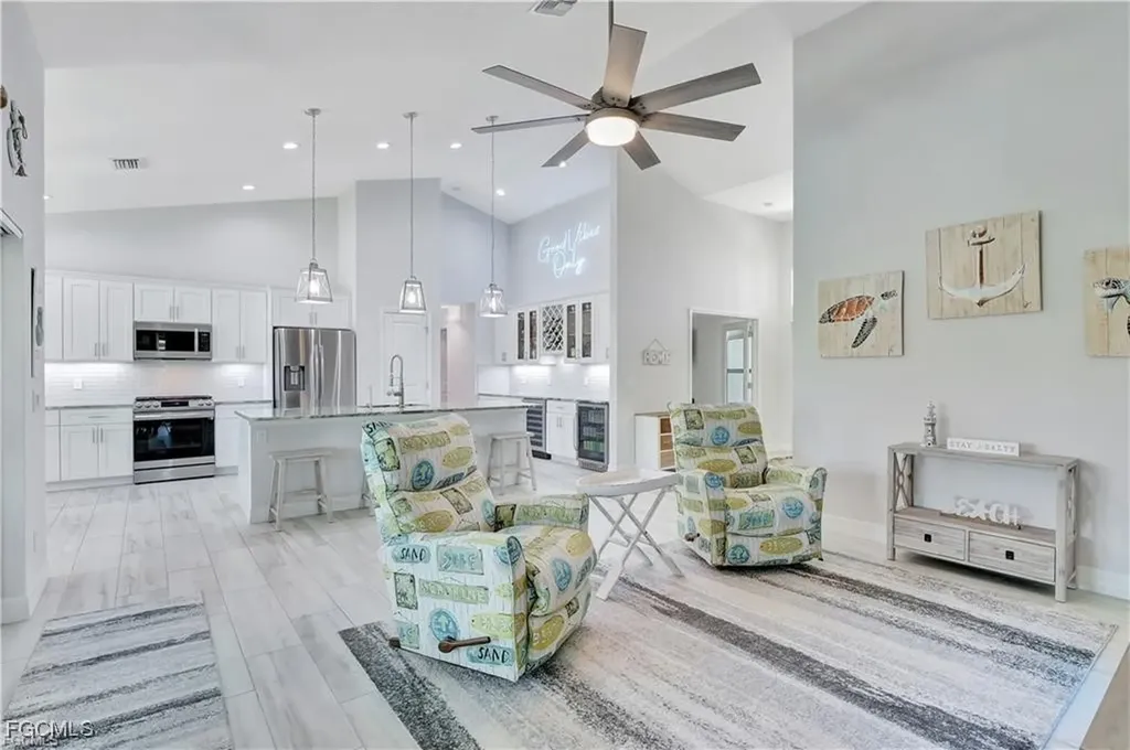 1733 SW 29th Terrace Cape Coral FL 33914