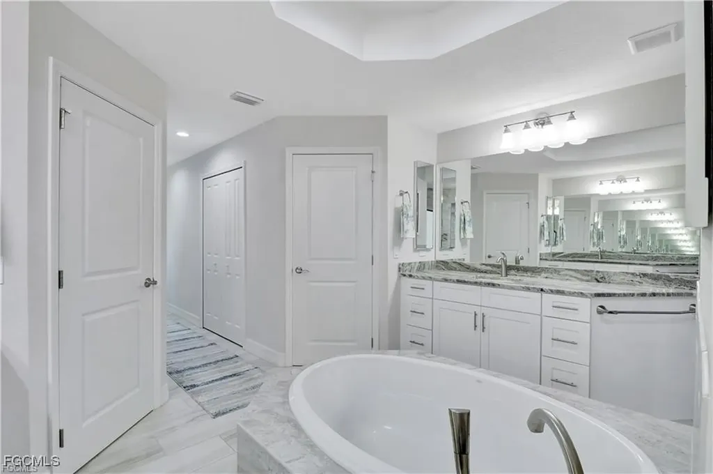 1733 SW 29th Terrace Cape Coral FL 33914