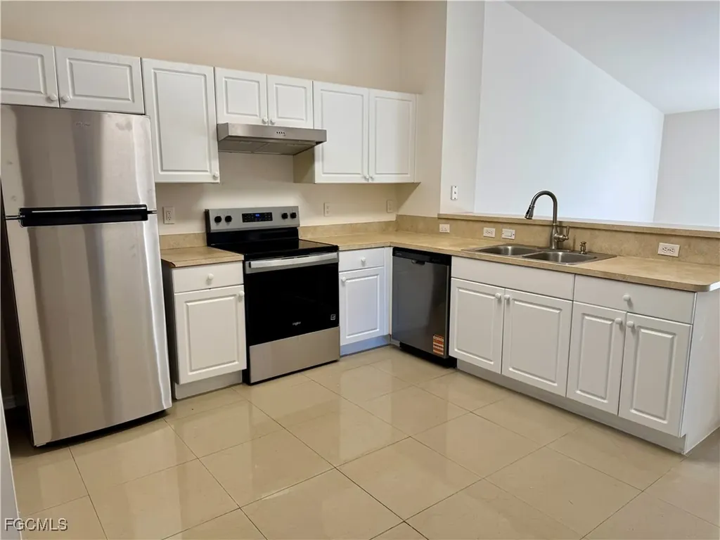 10743 Robinson Street Fort Myers FL 33908