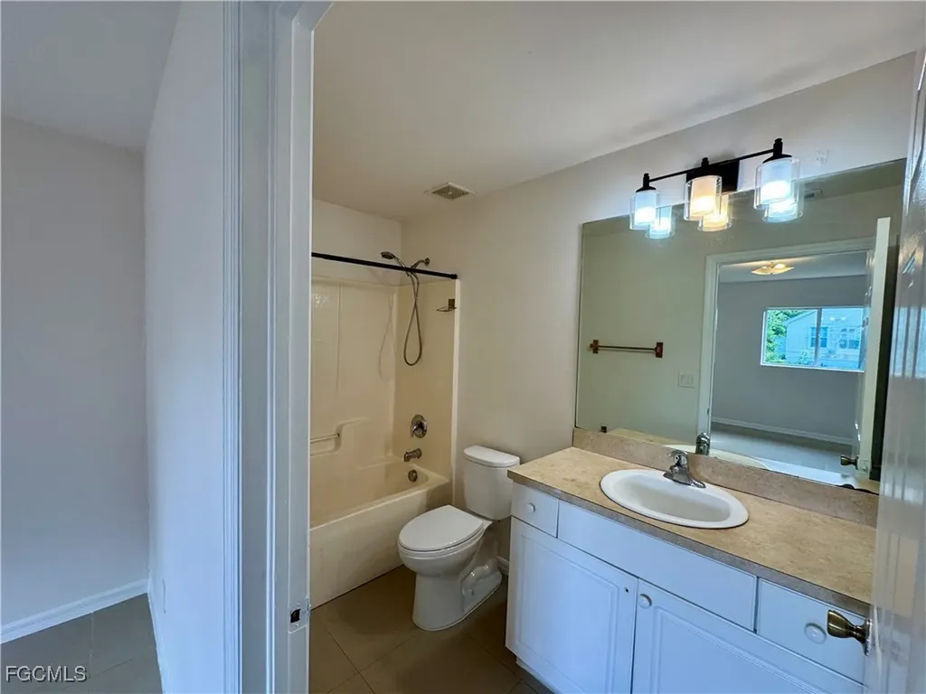 10743 Robinson Street Fort Myers FL 33908