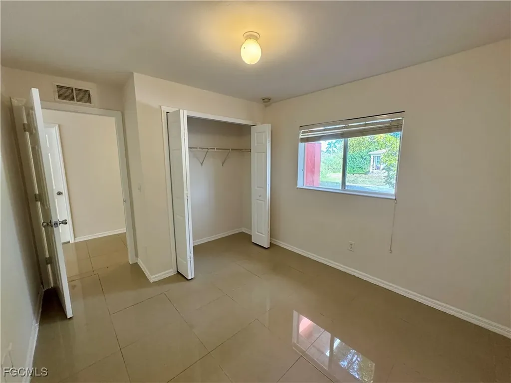 10743 Robinson Street Fort Myers FL 33908