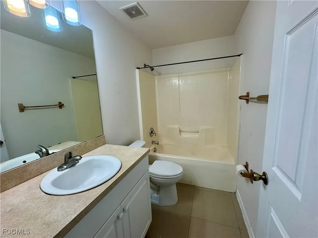 10743 Robinson Street Fort Myers FL 33908