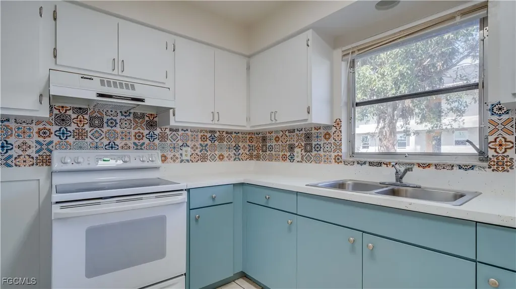 107 SW 16th Terrace Cape Coral FL 33991
