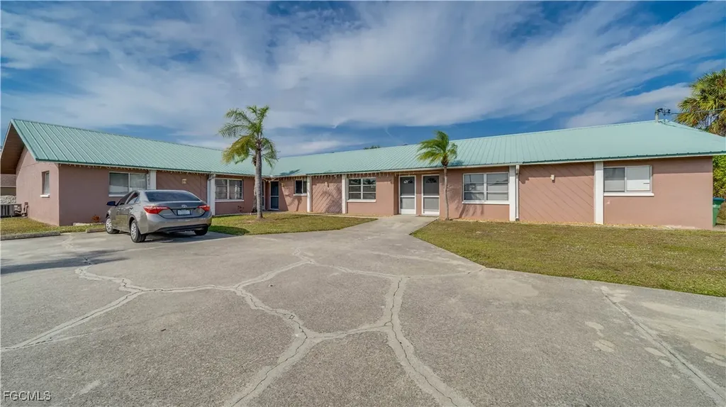 107 SW 16th Terrace Cape Coral FL 33991