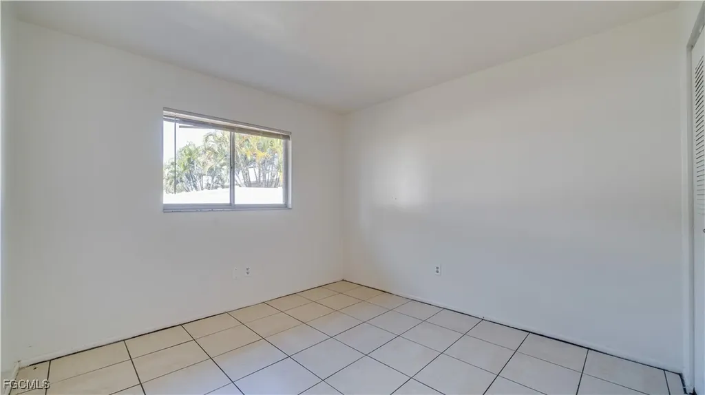 107 SW 16th Terrace Cape Coral FL 33991