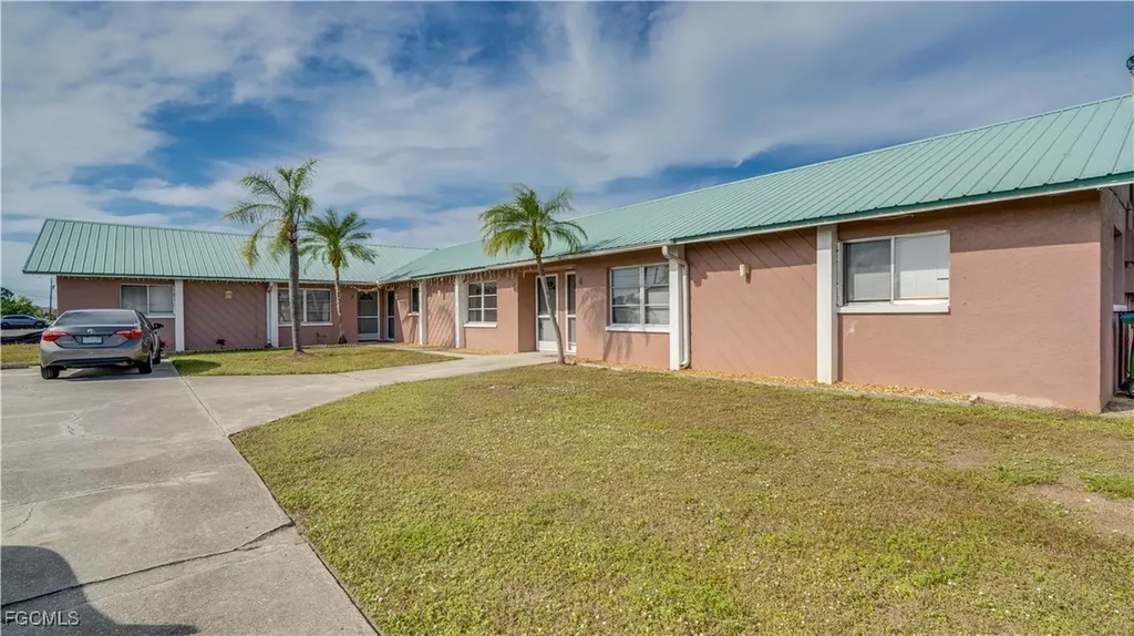 107 SW 16th Terrace Cape Coral FL 33991