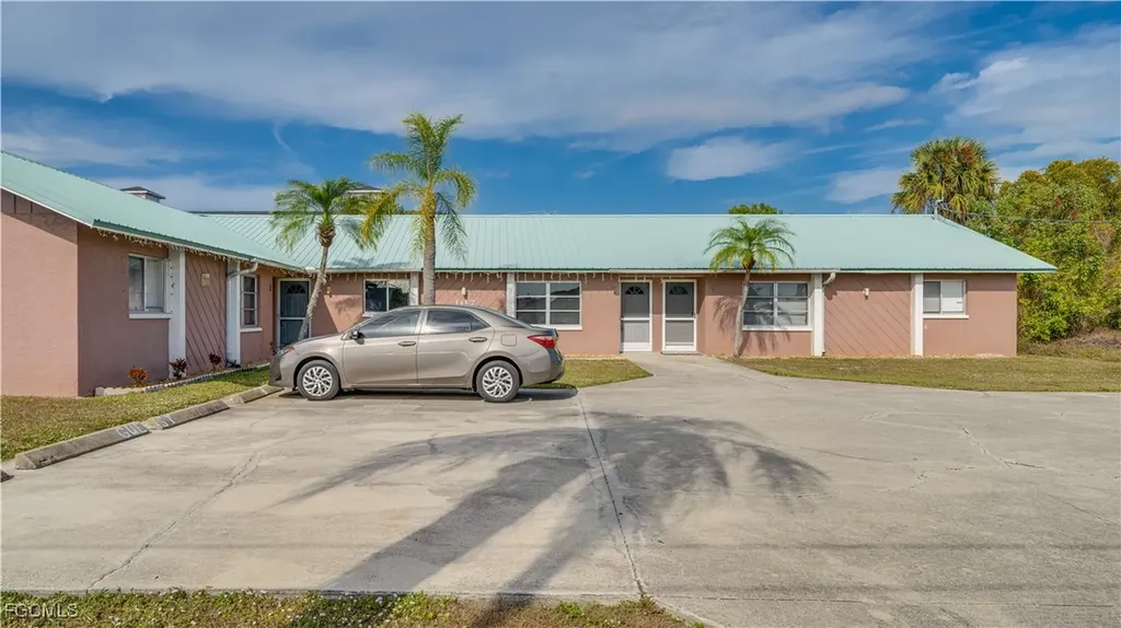 107 SW 16th Terrace Cape Coral FL 33991