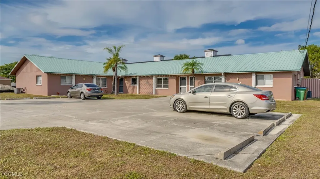 107 SW 16th Terrace Cape Coral FL 33991