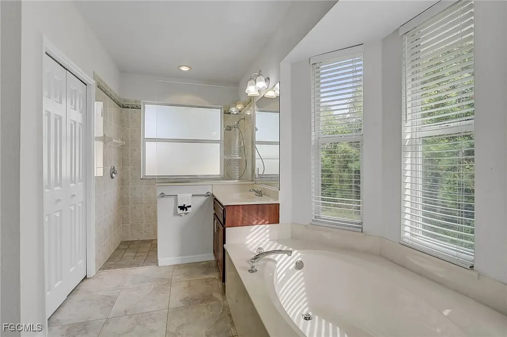 950 Elwood Avenue Englewood FL 34223