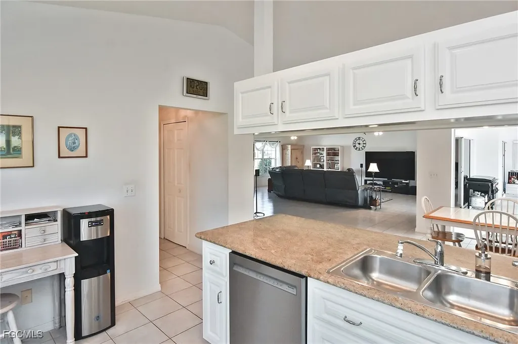 3610 Tropicana Parkway W Cape Coral FL 33993