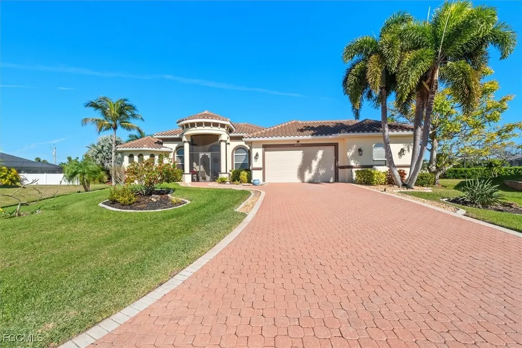 2529 Gleason Parkway Cape Coral FL 33914