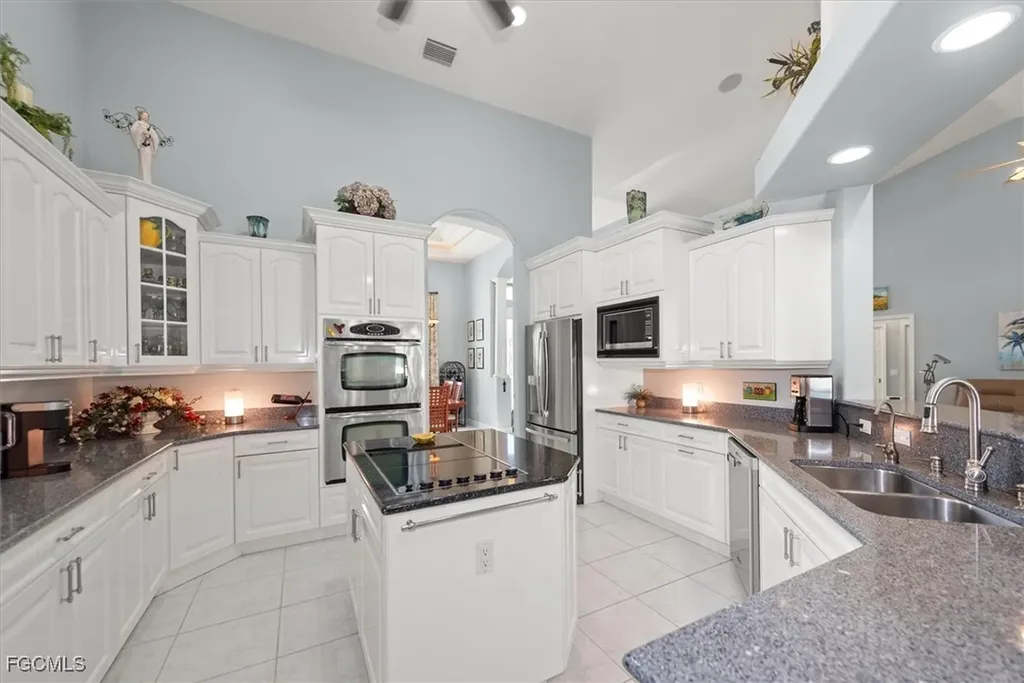 2529 Gleason Parkway Cape Coral FL 33914
