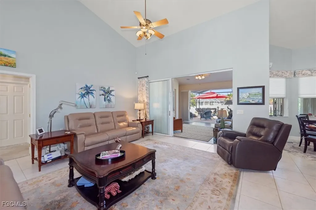 2529 Gleason Parkway Cape Coral FL 33914