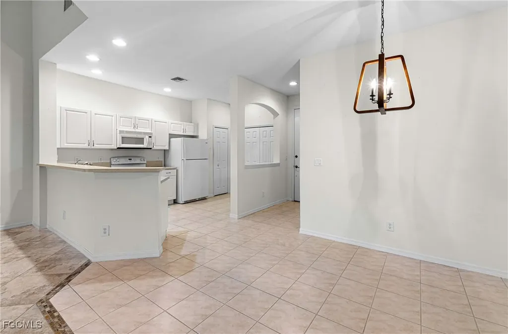 4219 Liron Avenue Fort Myers FL 33916