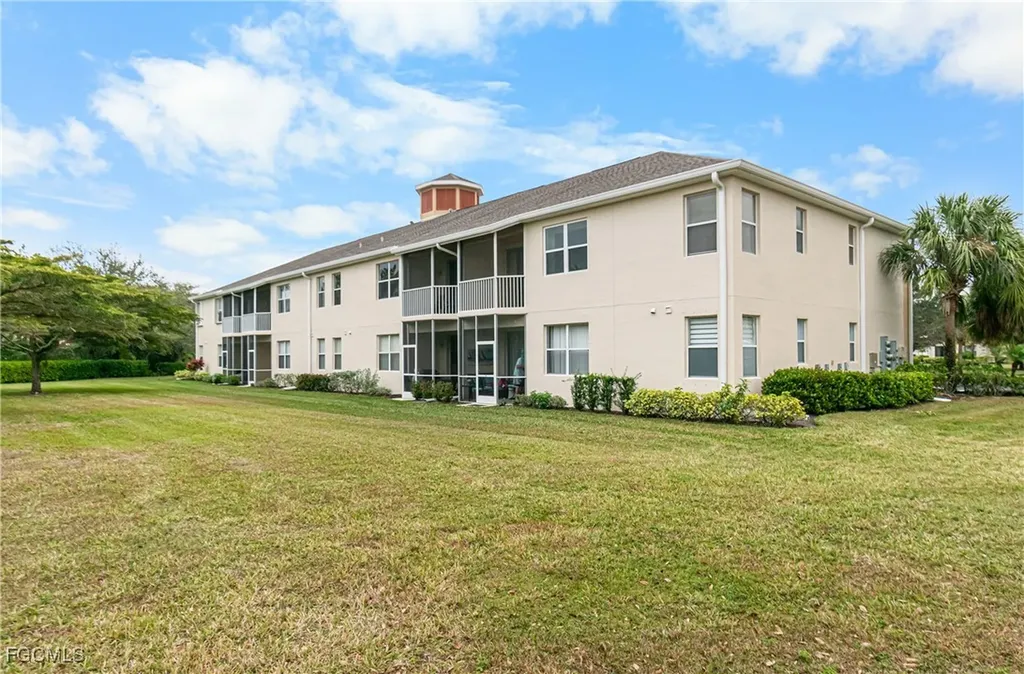 4219 Liron Avenue Fort Myers FL 33916