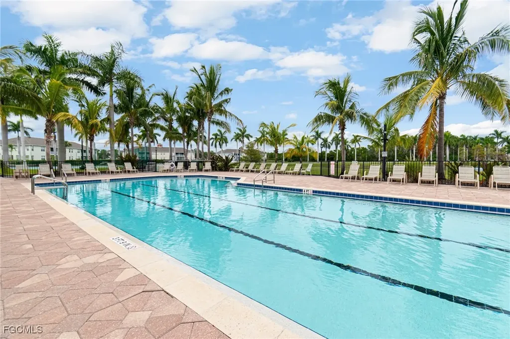 4219 Liron Avenue Fort Myers FL 33916