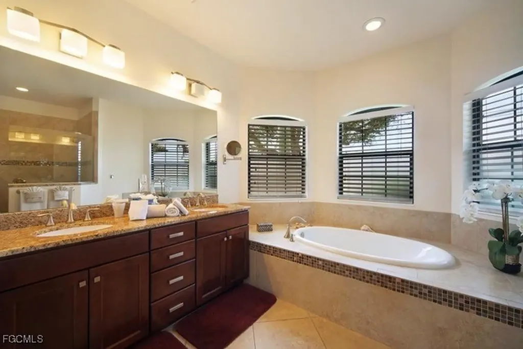 1721 SW 41st Street Cape Coral FL 33914