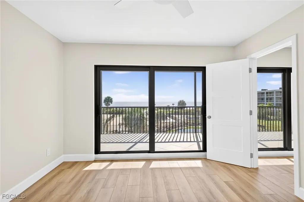 2737 W Gulf Drive Sanibel FL 33957