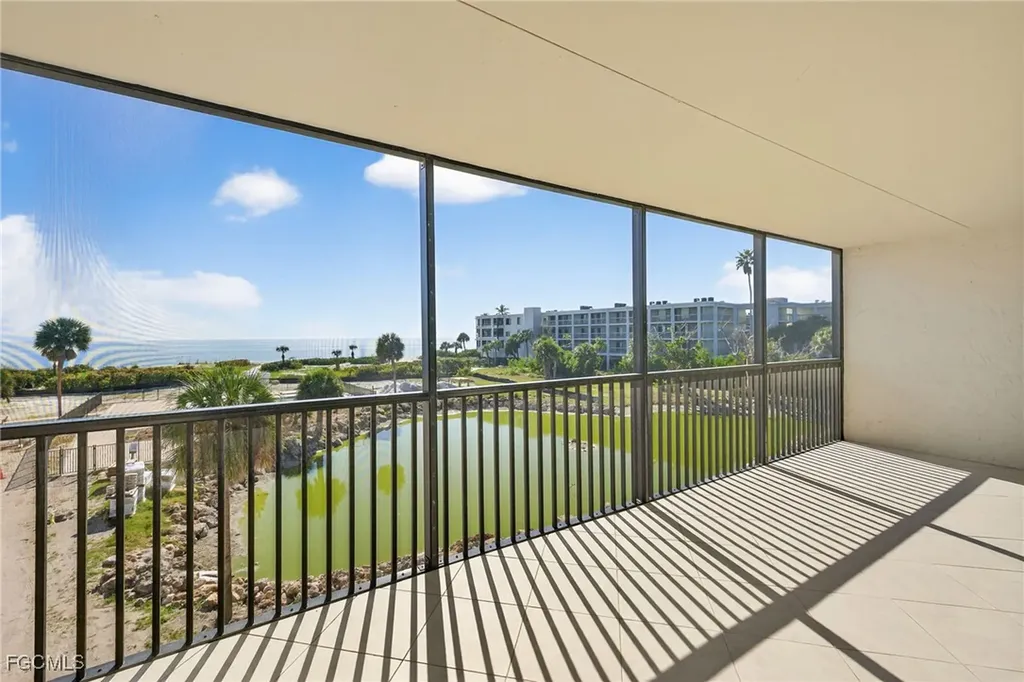 2737 W Gulf Drive Sanibel FL 33957