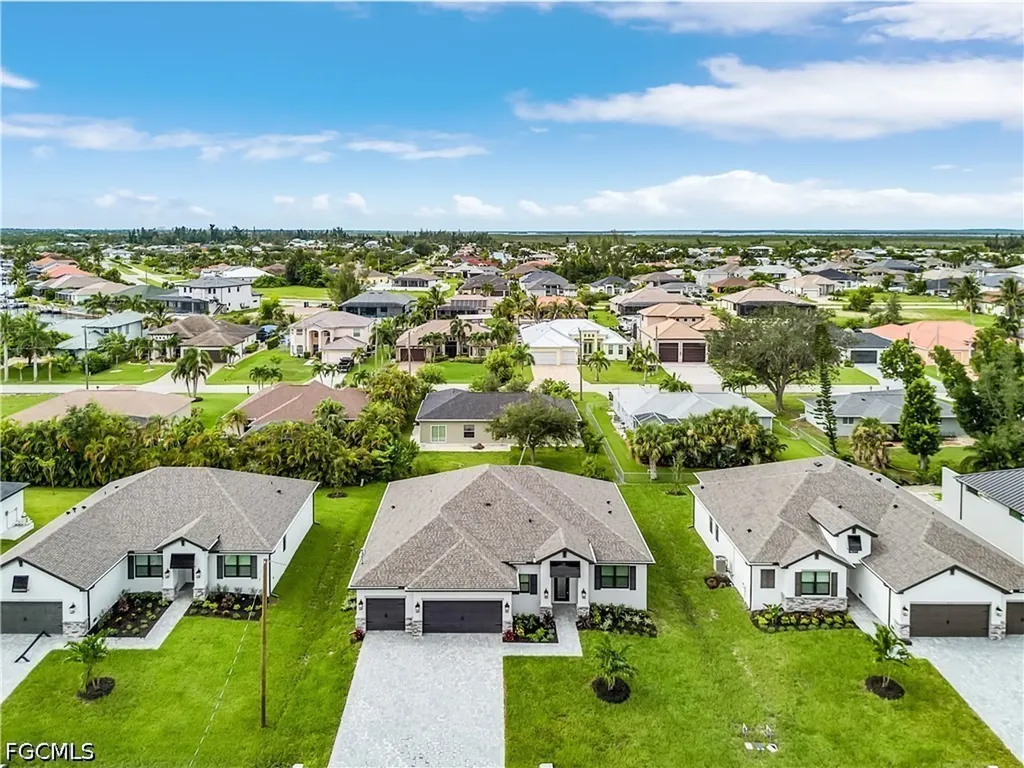 3524 SW 3rd Street Cape Coral FL 33991