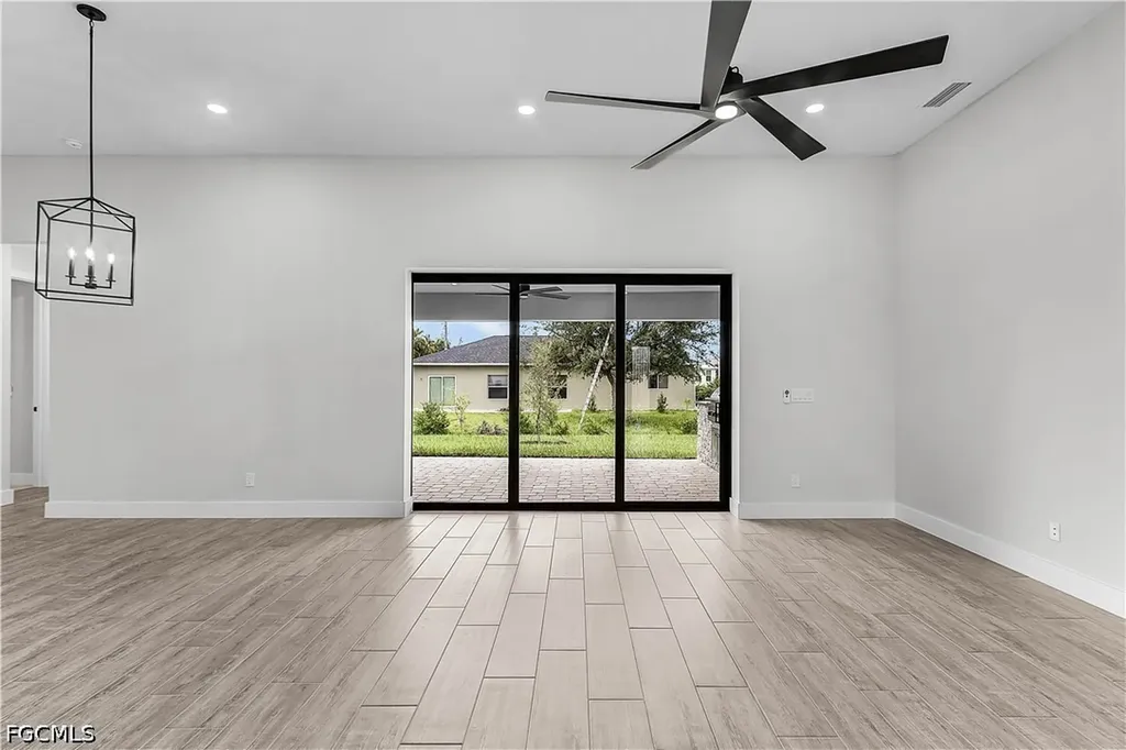 3524 SW 3rd Street Cape Coral FL 33991