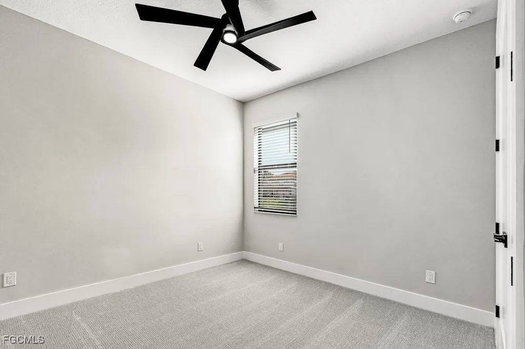 3524 SW 3rd Street Cape Coral FL 33991