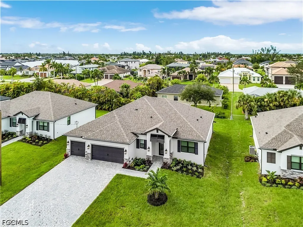 3524 SW 3rd Street Cape Coral FL 33991
