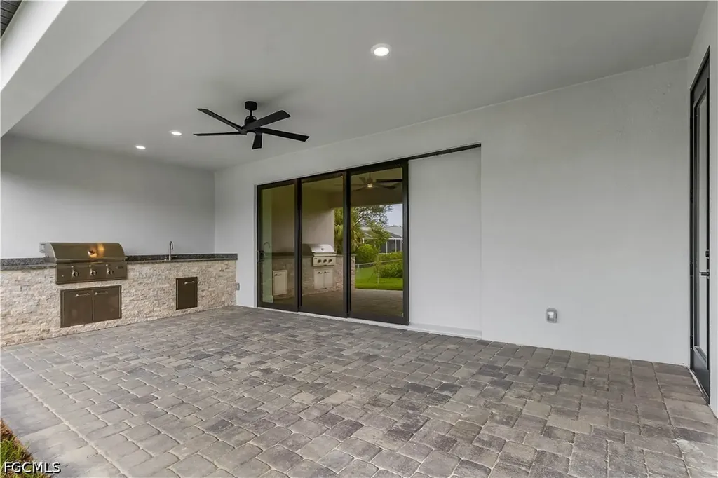 3524 SW 3rd Street Cape Coral FL 33991