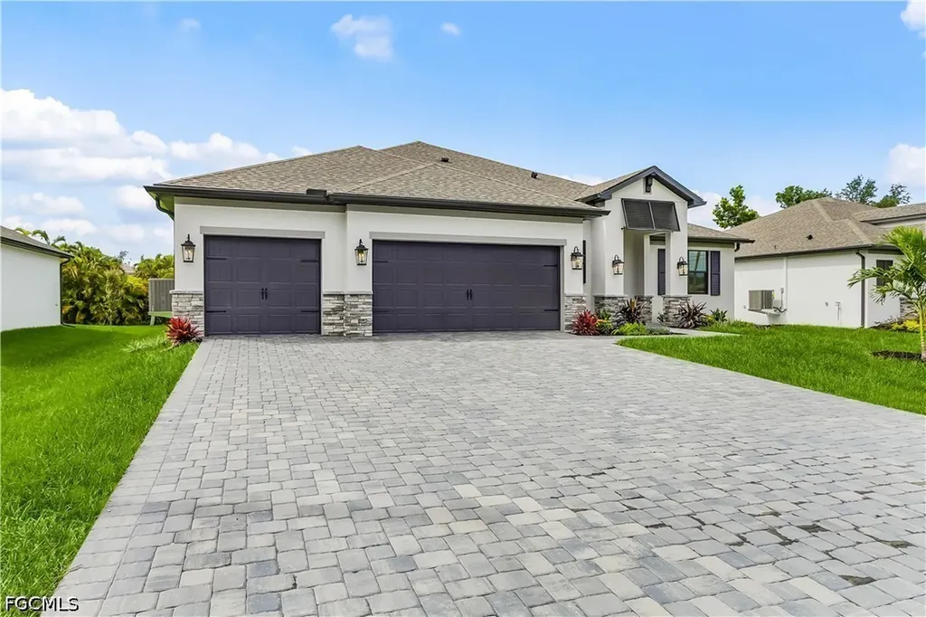 3524 SW 3rd Street Cape Coral FL 33991