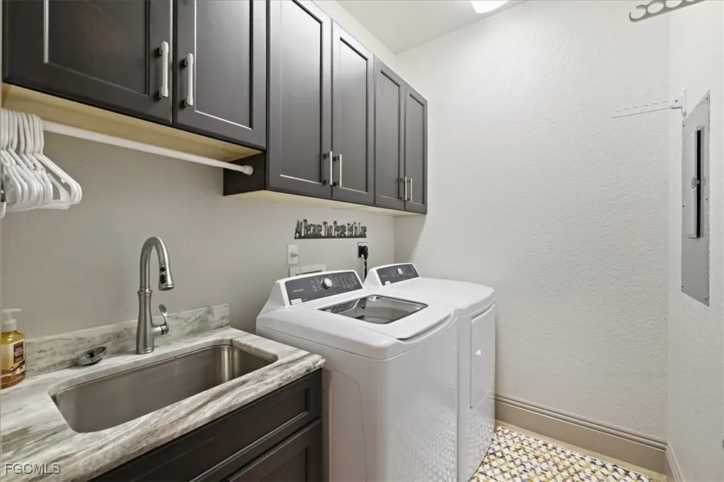 4235 SE 20th Place Cape Coral FL 33904