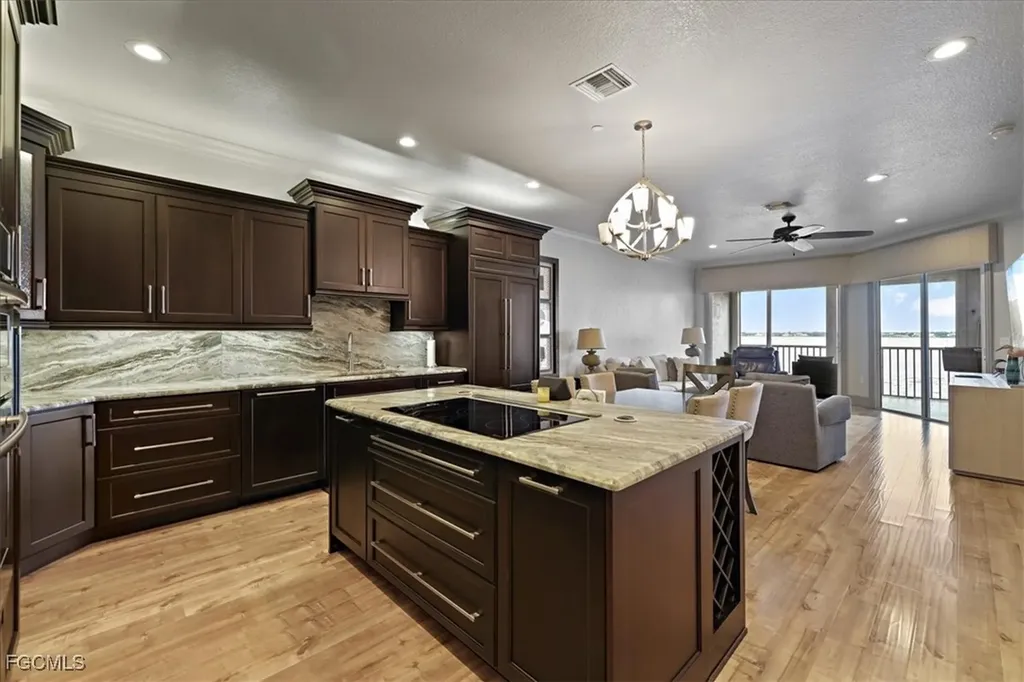 4235 SE 20th Place Cape Coral FL 33904