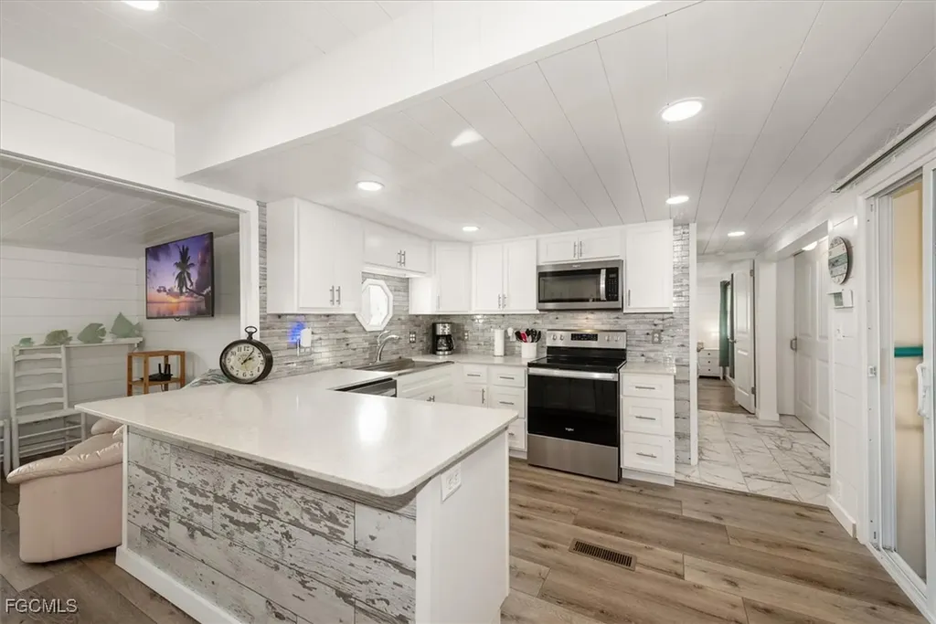 67 Percy Street Fort Myers FL 33908