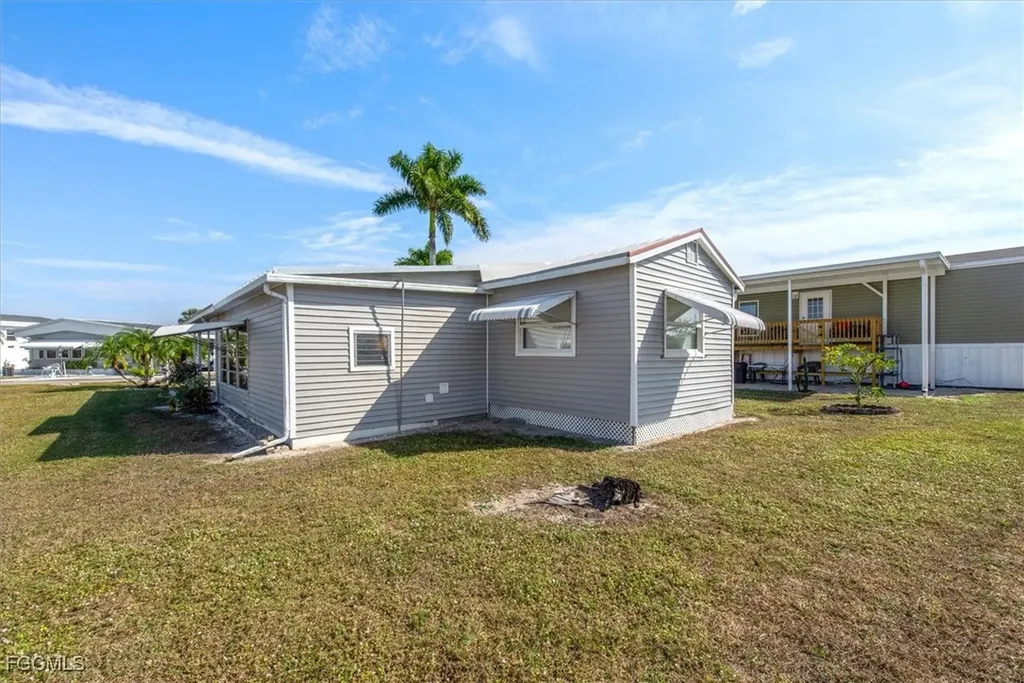67 Percy Street Fort Myers FL 33908