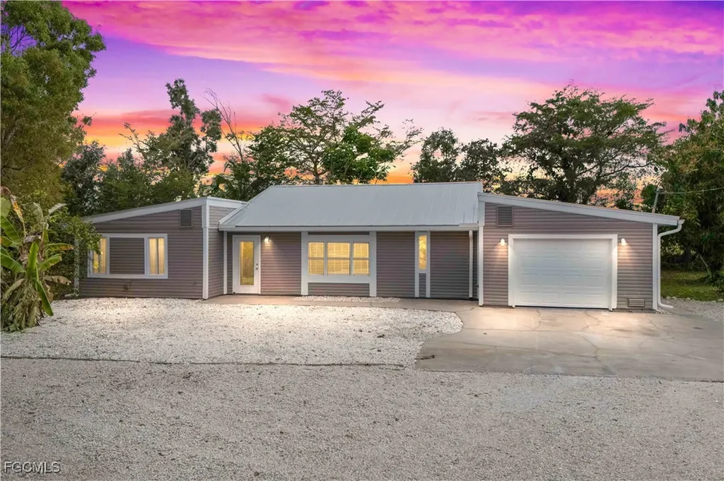 5675 Sandal Lane Bokeelia FL 33922