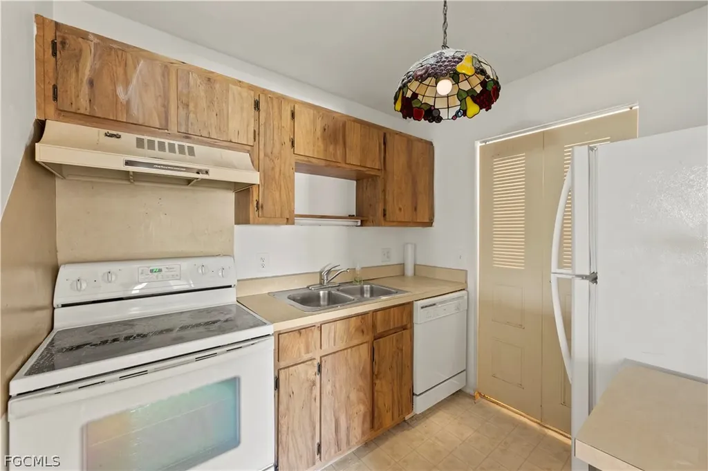 17420 Birchwood Lane Fort Myers FL 33908