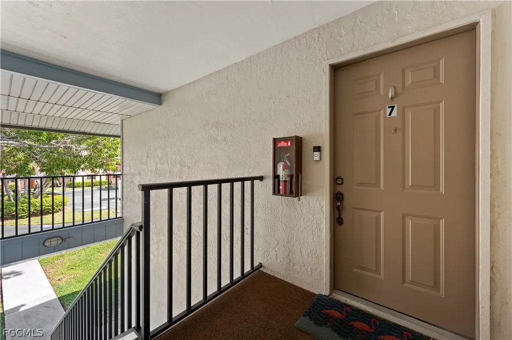 17420 Birchwood Lane Fort Myers FL 33908