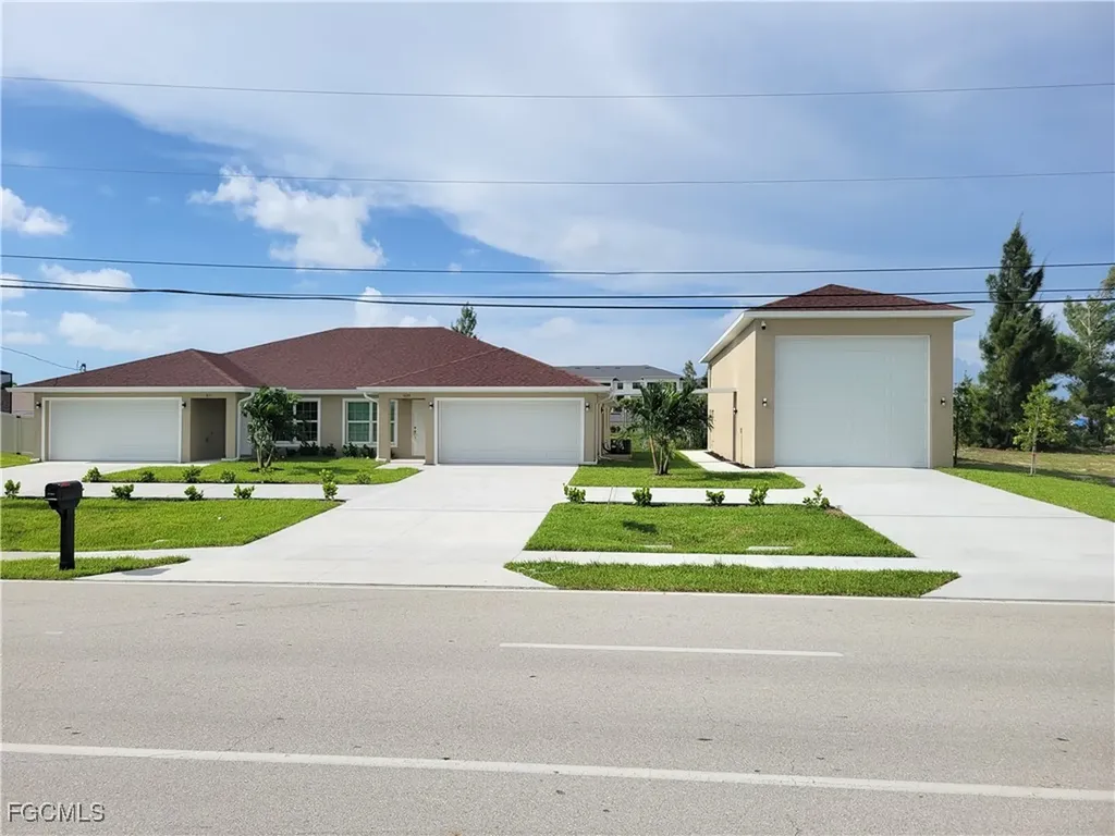 1609-1611 Savona Parkway W Cape Coral FL 33914