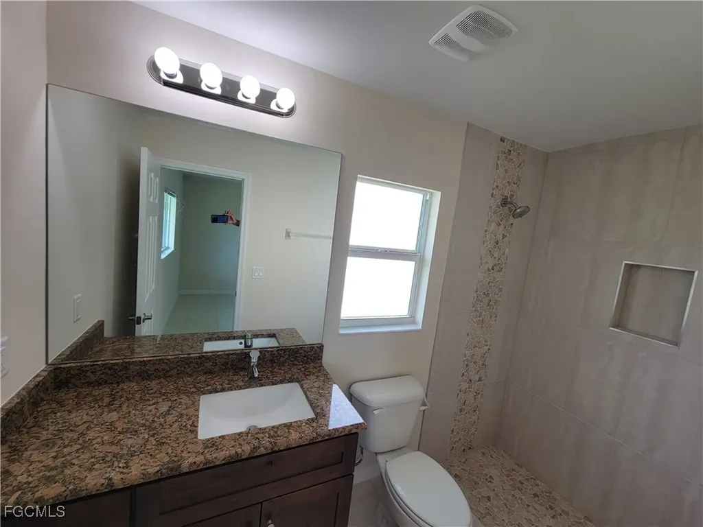 1609-1611 Savona Parkway W Cape Coral FL 33914