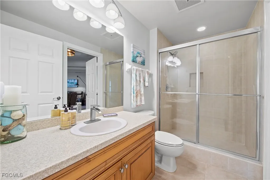 2745 1st Street Fort Myers FL 33916