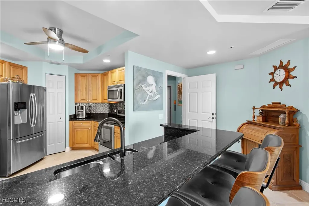 2745 1st Street Fort Myers FL 33916