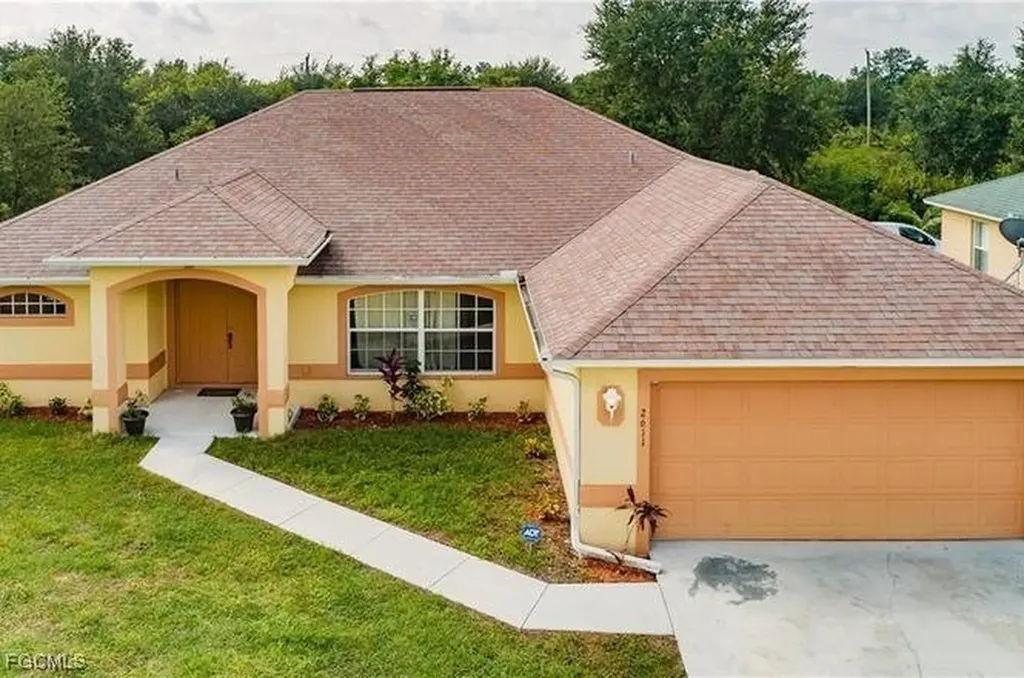 2611 65th Street W Lehigh Acres FL 33971