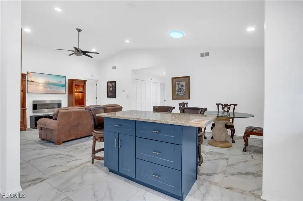 6511 Royal Woods Drive Fort Myers FL 33908