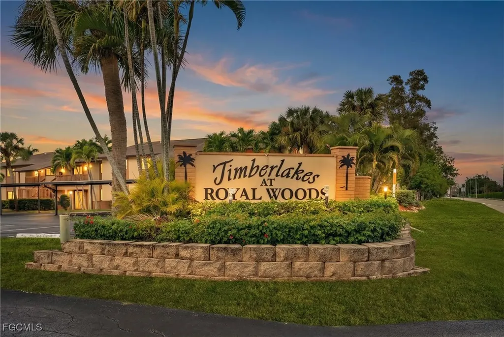 6511 Royal Woods Drive Fort Myers FL 33908