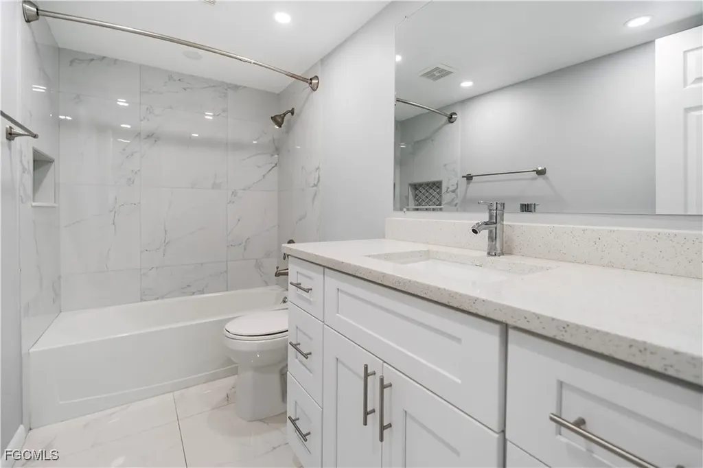1490 Memoli Lane Fort Myers FL 33919