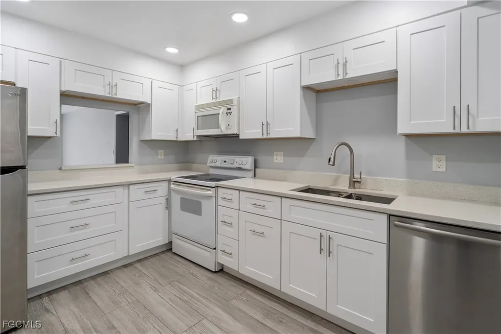 1490 Memoli Lane Fort Myers FL 33919