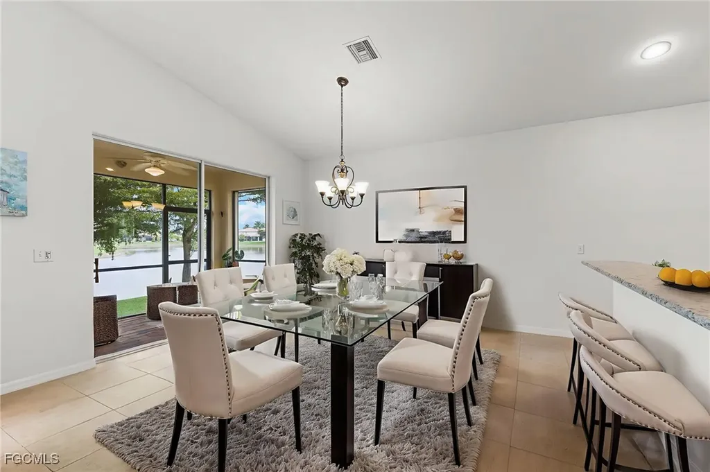 8615 Sumner Avenue Fort Myers FL 33908