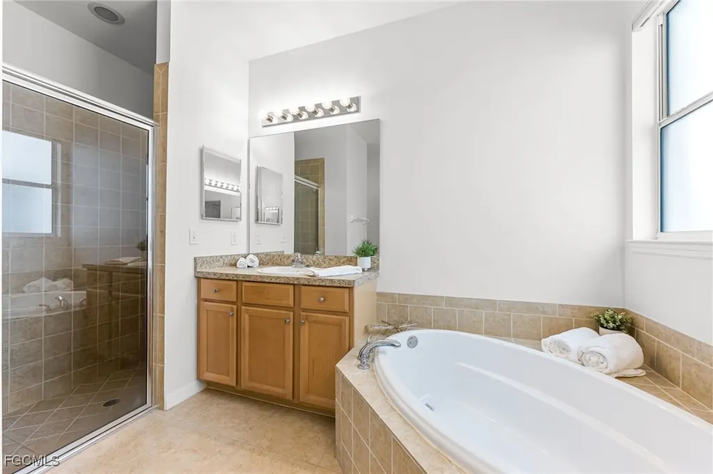 8615 Sumner Avenue Fort Myers FL 33908